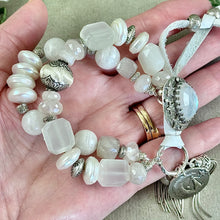 Load image into Gallery viewer, Magical Moonstone Bracelet