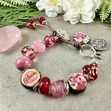 Load image into Gallery viewer, Pink Bloom Art Bead Bracelet