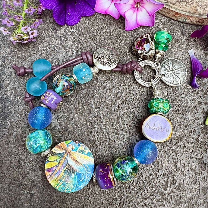 Dragonfly Love