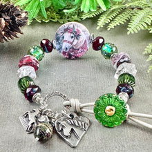 Load image into Gallery viewer, Holiday Horse Bracelet