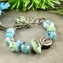 Load image into Gallery viewer, Happy Bunny Art Bead Bracelet