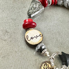 Load image into Gallery viewer, Ying Yang Fox Bracelet