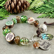 Load image into Gallery viewer, Happy Camper Art Bead Bracelet